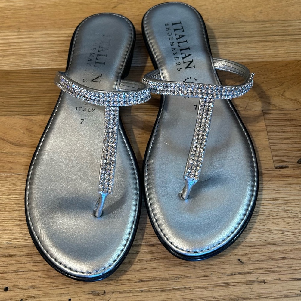 Italian Shoemakers Silver Rhinestone Sandals - Size 7